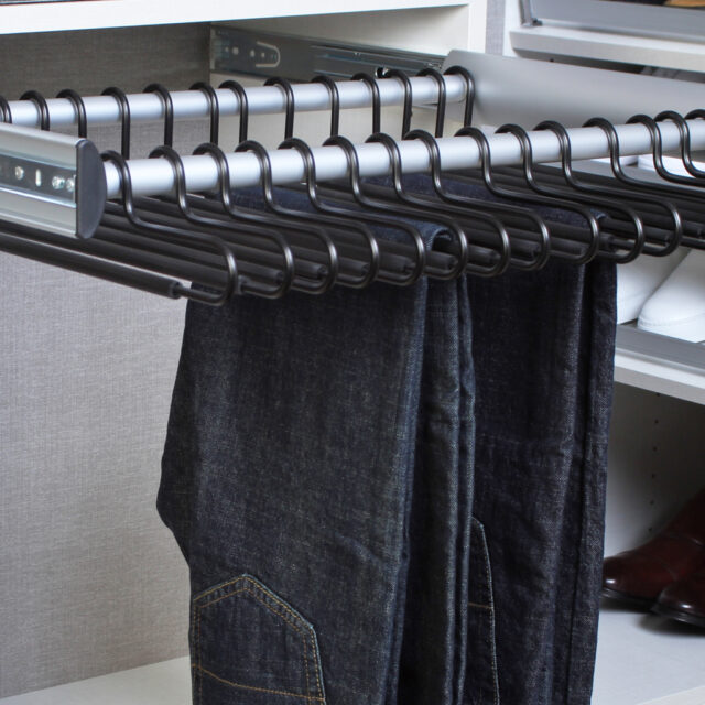 Pant Racks – TAG