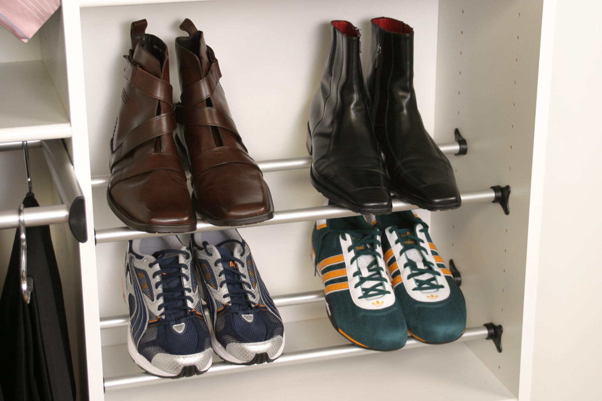 Shoe Rail - Image 2