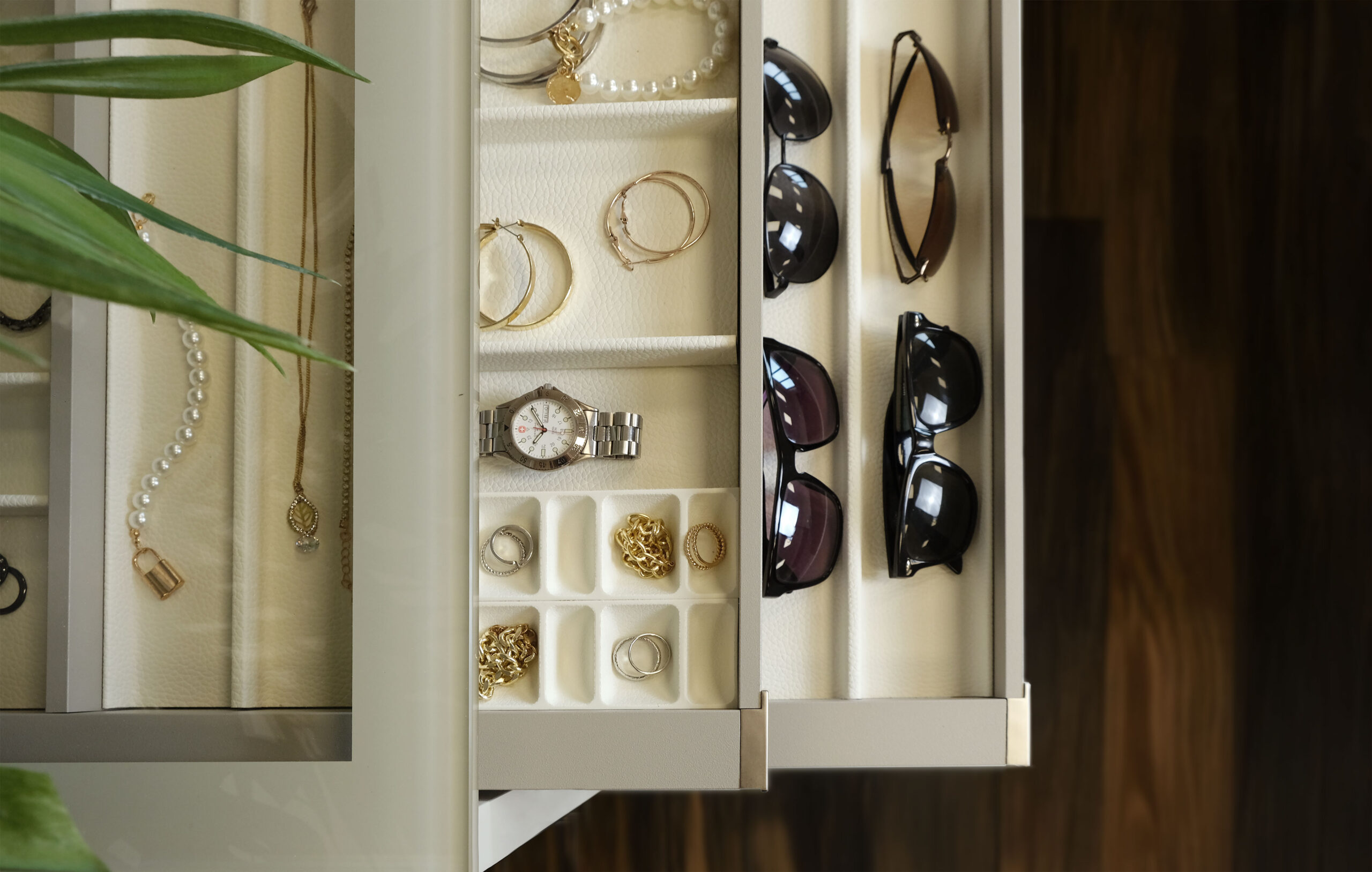 Curate drawer system lifestyle image