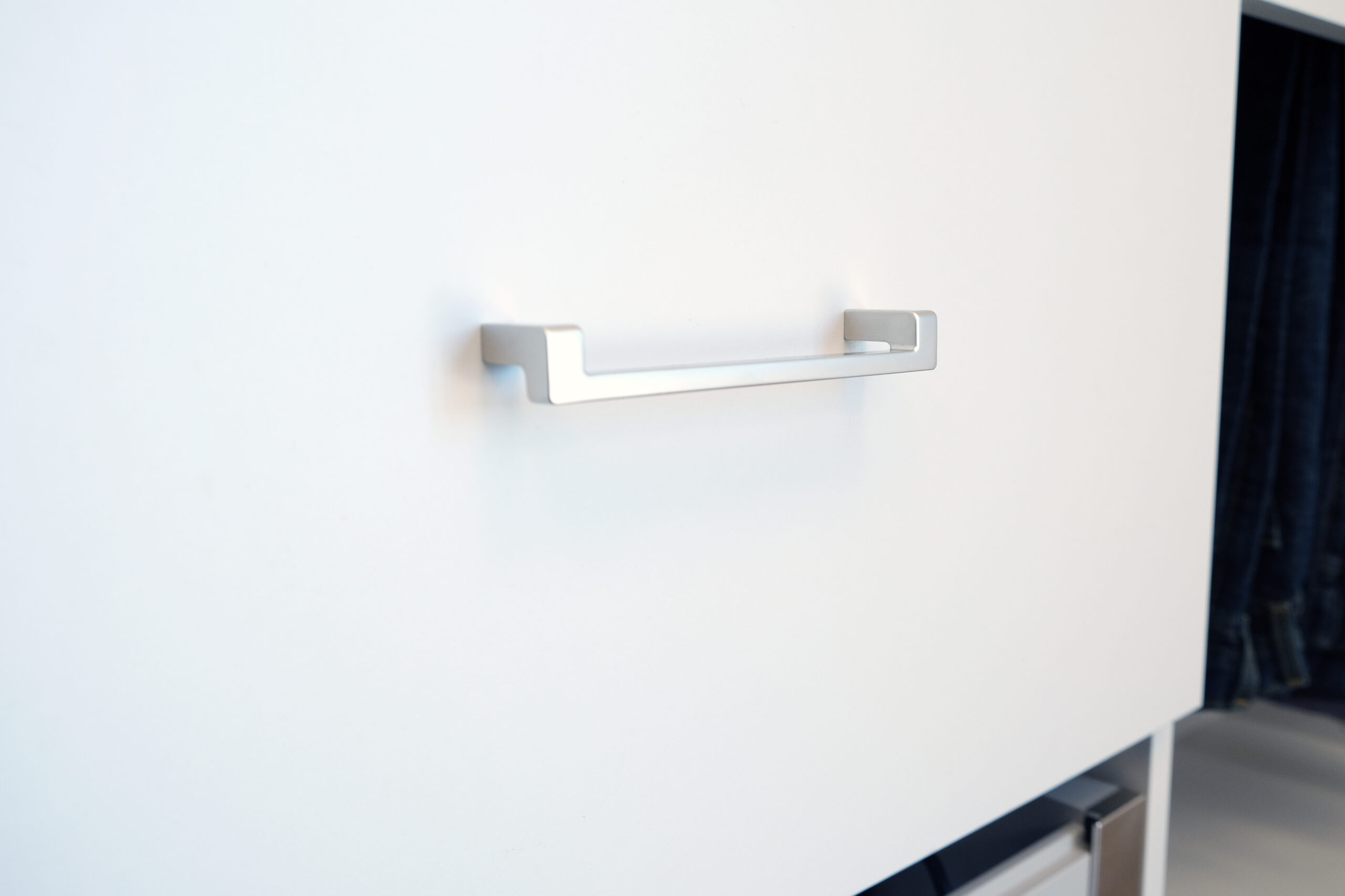 Square Dropped Handle 128mm_MNL